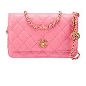 NWOT Chanel Pearl Crush 2022 - Pink